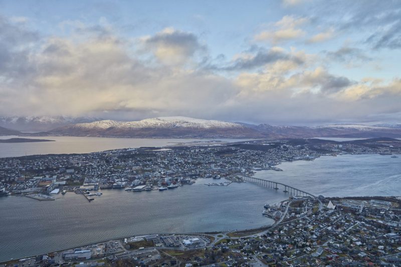 Ausblick auf Tromsø nach rutschiger Kletterpartie